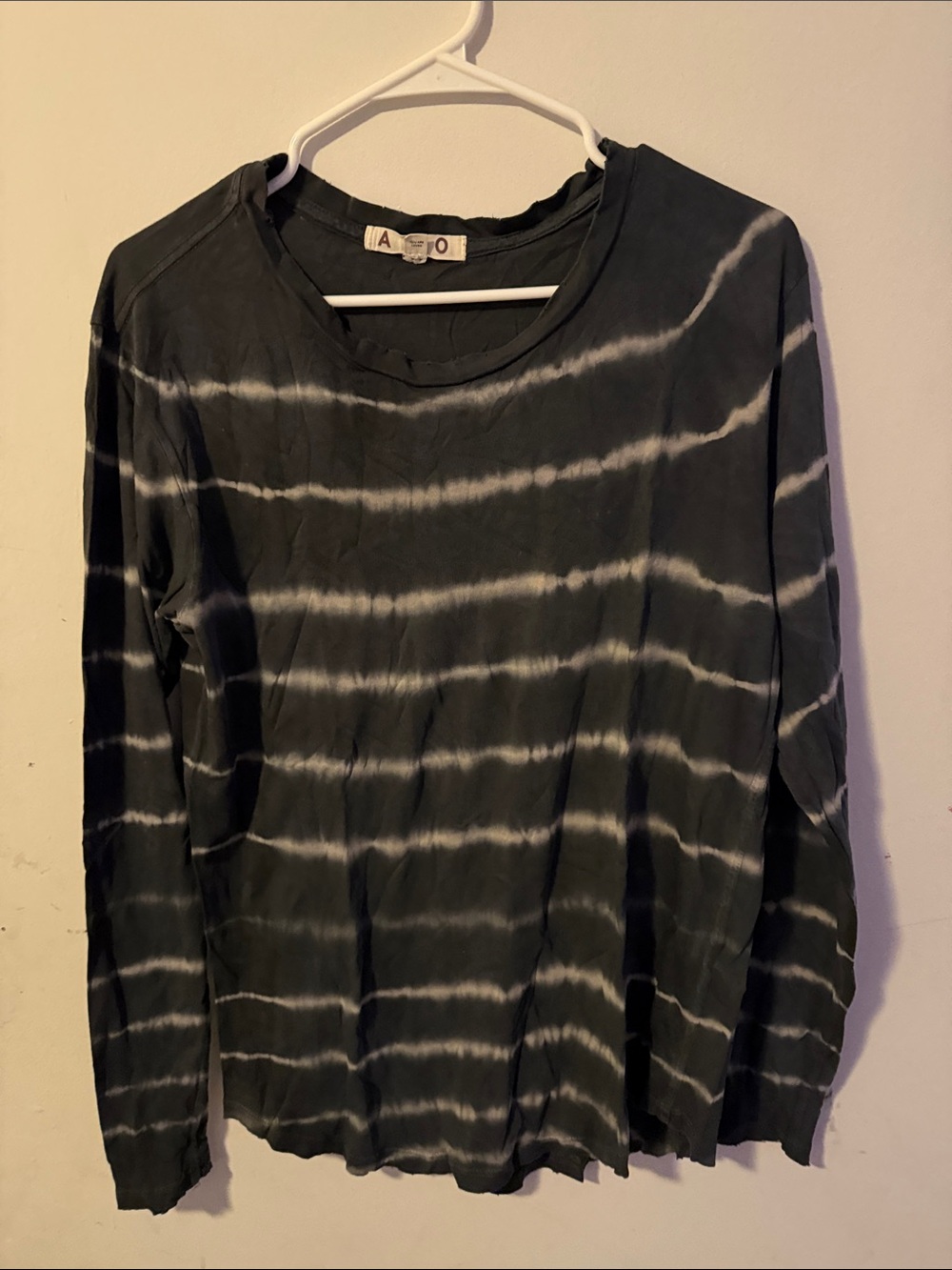 AMO Black and White Horizontal Tie-Dye Long Sleeve Top